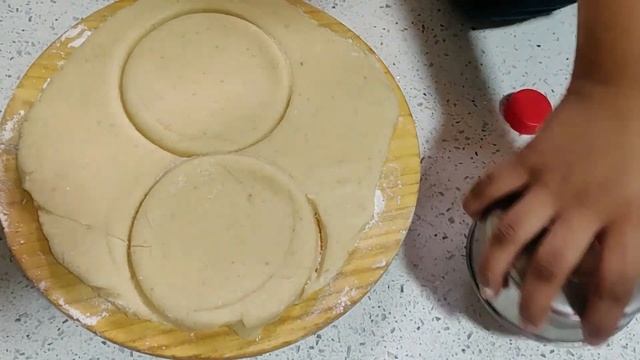 Fluffy And Crispy Donuts Without Eggs & Yeast |Homemade Doughnuts |Little Chef Daiwik #Daiwikfuntim