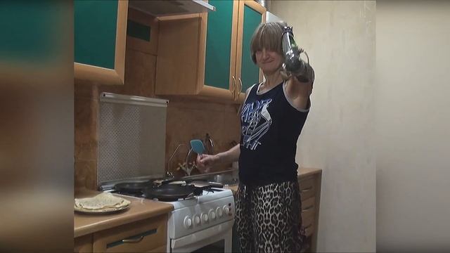 Протез руки. Остаётся только чесать репу. смотреть онлайн