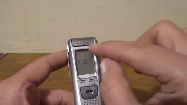 Grabadora de Voz Digital Panasonic RR-QR180 (01) смотреть онлайн