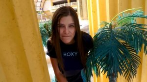 Барби и Кен в аквапарке – Ищем игрушки с Машей ТойКлаб! Видео игры в куклы Барби