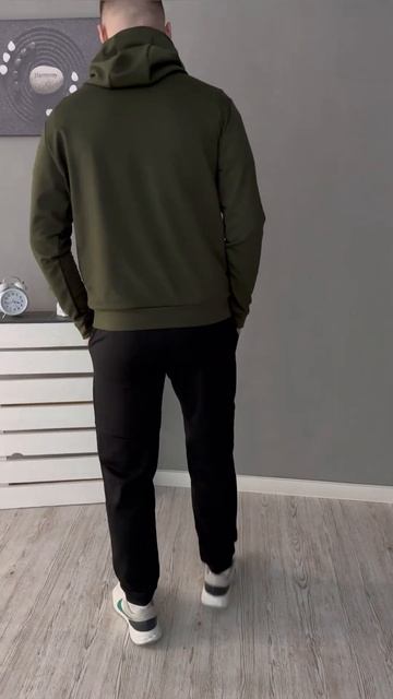 Демісезонний худі хаки Adidas смотреть онлайн