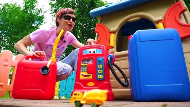 Капуки машины – Бетономешалка – Веселые игры с машинками и Машей Капуки Кануки для малышей смотреть онлайн