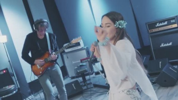 tAISh - с января, на ручки (live)