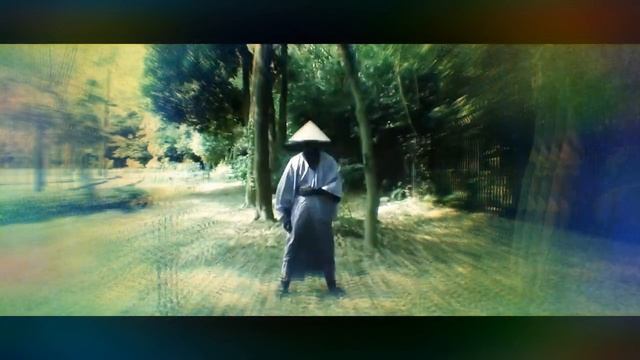 STRAWHATZ - KIMONO [ft. TroyBoi]