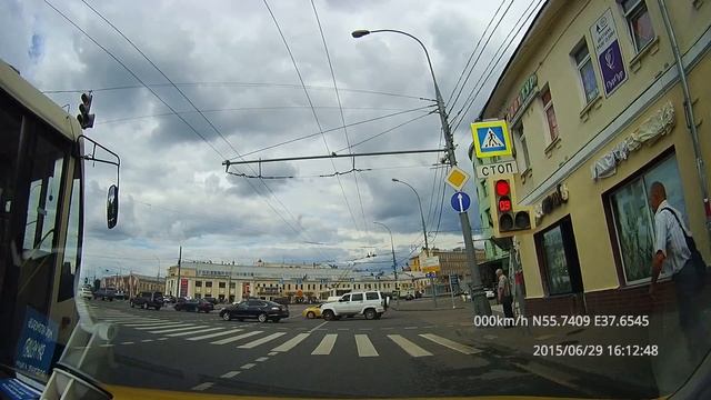 Мужик наложил кирпичей смотреть онлайн