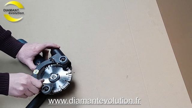 Carter d'aspiration des poussières pour meuleuse смотреть онлайн