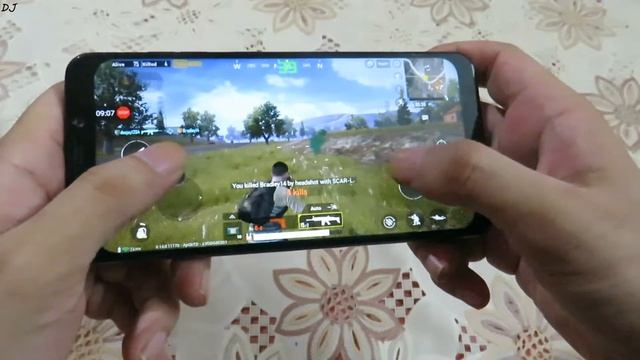 Pocophone F1 & Redmi K20 Pro PUBG Mobile HDR Graphics Gameplay + MIUI Screen Recording Android 9 смотреть онлайн