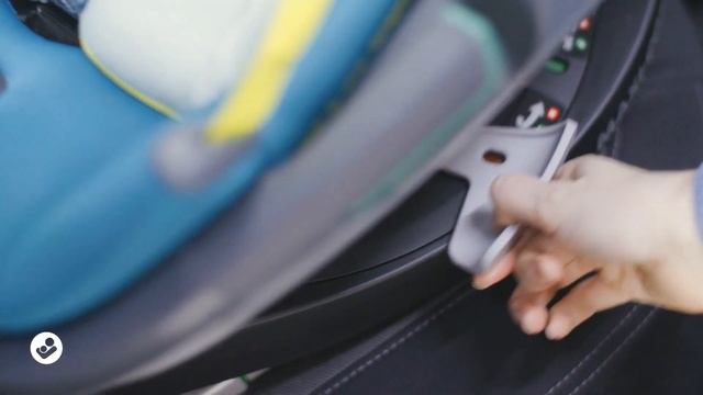 Maxi Cosi FamilyFix 360 bázistalp rögzítése, kioldása, autós gyerekülések rögzítése