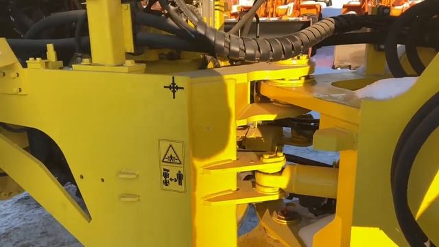 Обзор фронтального погрузчика АМКАДОР 342В смотреть онлайн