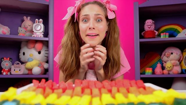 Кулинарный Челлендж: Уэнсдей Против Бабушки | Кулинарная битва с Секретными Гаджетами смотреть онлайн