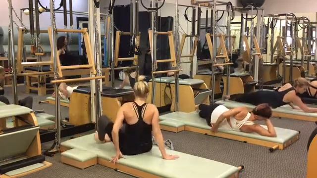 Alexandra Edwards PMA Demo: Advanced Pilates Mat Class смотреть онлайн