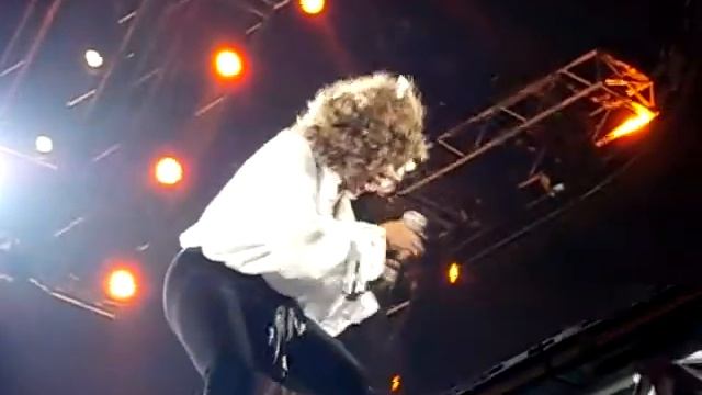Tina Turner explains "Nutbush TWO more times" Arnhem 02. May 2009 смотреть онлайн