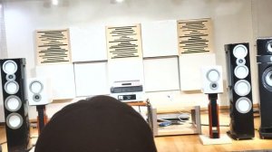 01 Mission ZX-5 + EKCO EVA + Aurender A30