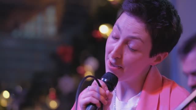 Alina Os - Моя Москва (Live) смотреть онлайн