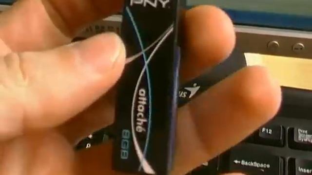 PNY Attache Original 8 Гб комплектация, внешний вид форм фактор смотреть онлайн