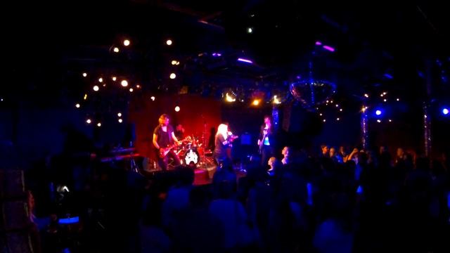 Вельвет Live @ 16 Тонн (9.02.2015) смотреть онлайн