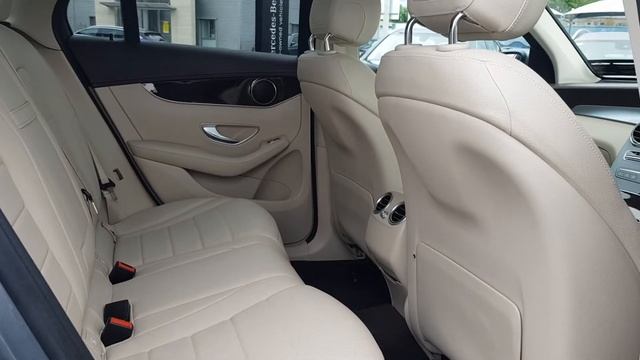 Michael Moore Mercedes-Benz 2021 GLC-Class GLC300de Plugin Hybrid 4MATIC смотреть онлайн