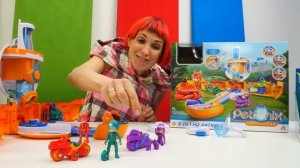 Маша Капуки Кануки встречает Команду Петроникс! Игры в машинки и конструктор - собираем базу!