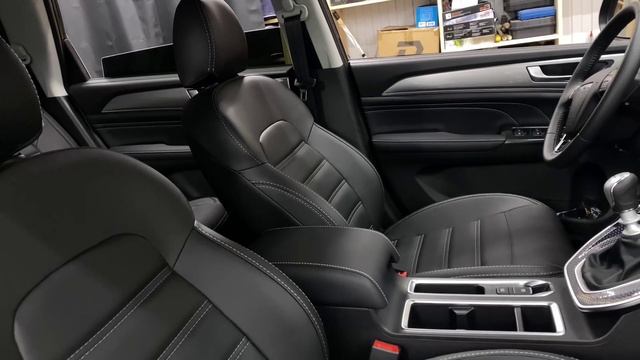 Haval M6. Авточехлы смотреть онлайн