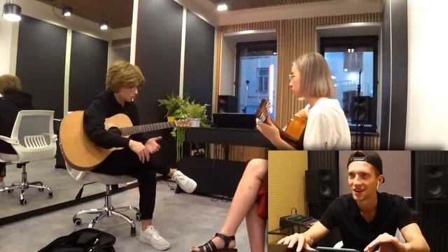 @AkStar притворился НОВИЧКОМ В музыкальной ШКОЛЕ смотреть онлайн