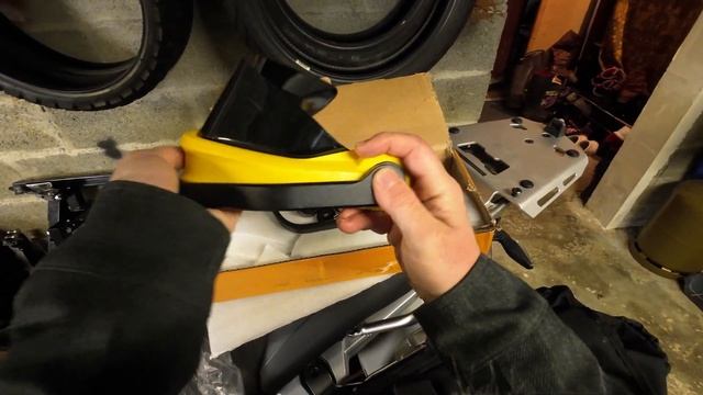 TUTO montage renforts de protège mains pour BMW GS 1250 et GS 1200 à partir de 2013 смотреть онлайн