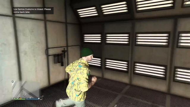 GTA 5 - weird glitch in a LS CUSTOMS 😂 смотреть онлайн