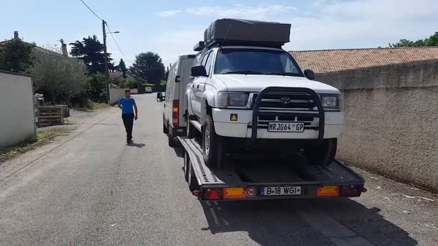 Shipping Vehicle (South Africa to France) смотреть онлайн