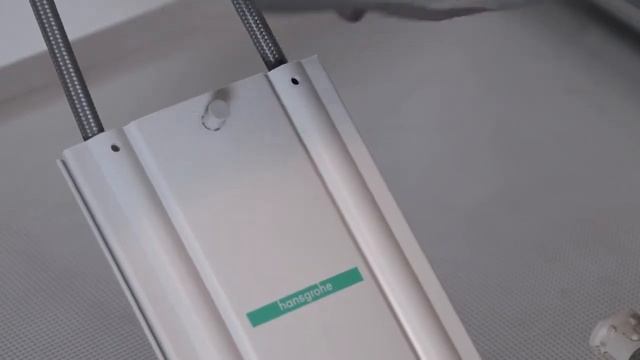 Установка монтажной коробки Hansgrohe SBox для кухонных смесителей