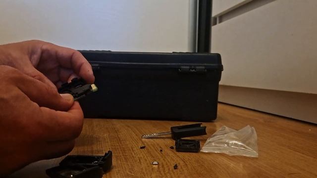 Jak naprawić kluczyk Opel Corsa C. Wymiana obudowy смотреть онлайн