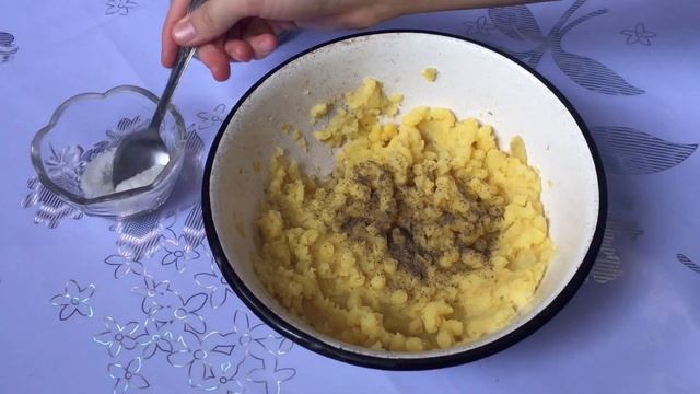 Жаюды қажет етпейтін бәліш. Пирожки. Ең дәмді бәліш. Пирожки с кортошкой. Қазақша рецепт.