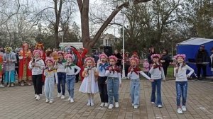 Выступление вокальной студии "ФА-СОЛЬ-КА на городском мероприятии МАСЛЕНИЦА