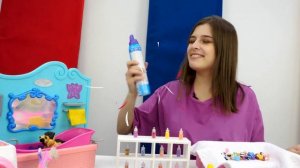 Бардак в доме Барби! Кукла Барби завела щенка - Смешные видео про куклы для девочек с Barbie