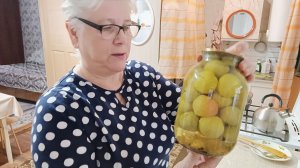 «Жизнь на пенсии».. Запасов много, надо кушать.