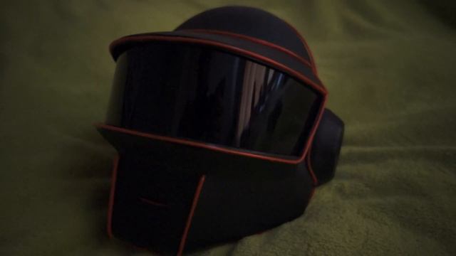 LED DAFT PUNK (THOMAS BANGALTER) HELMET Alternate mode смотреть онлайн