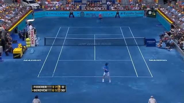 Roger Federer   60 Glorious Backhand Winners HD