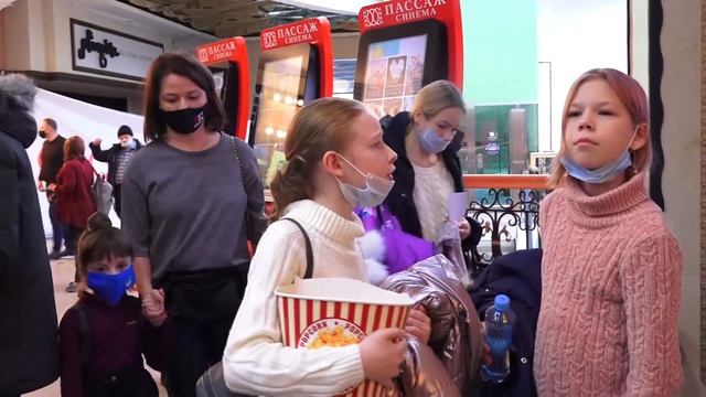 Премьера фильма Ящерка вернется