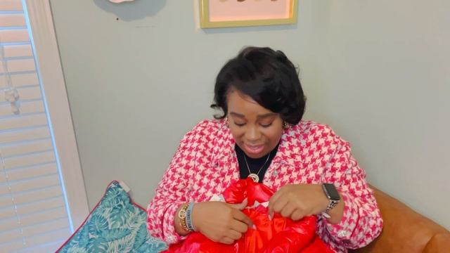 Holiday sales Part 3 : Target , Walmart and Urban Outfitters смотреть онлайн