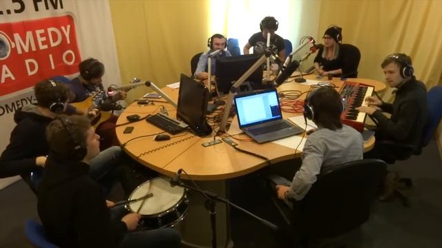 Вельвет - Ловушки (acoustic version) - Live @ Comedy Radio смотреть онлайн