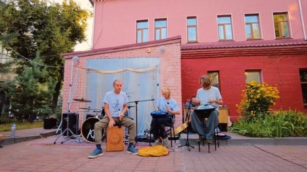 Красивая игра на Глюкофоне, Рав Васт, и кахоне / Playing on Steel Tongue Drums, RAV Vast Drum, Cajon