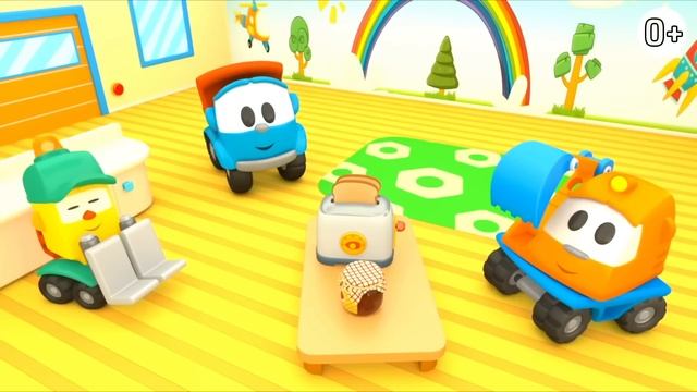 Грузовичок Лева играет в новую игру и готовит мороженое! Мультики для малышей Веселая Школа смотреть онлайн