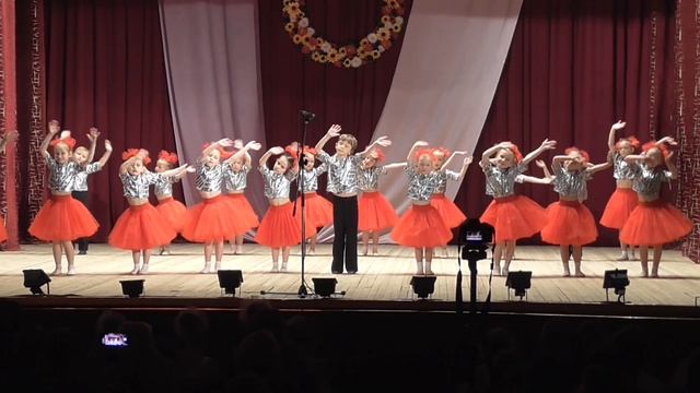 Танець "В ритмі ча-ча-ча" смотреть онлайн