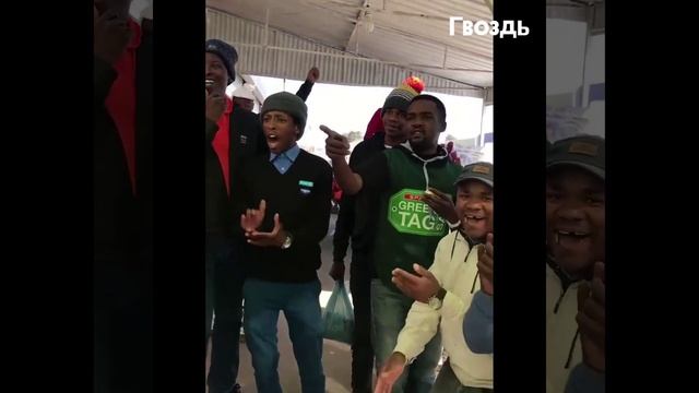 21 волшебный трюк за 3 минуты. Этот юный фокусник покорил Интернет! смотреть онлайн