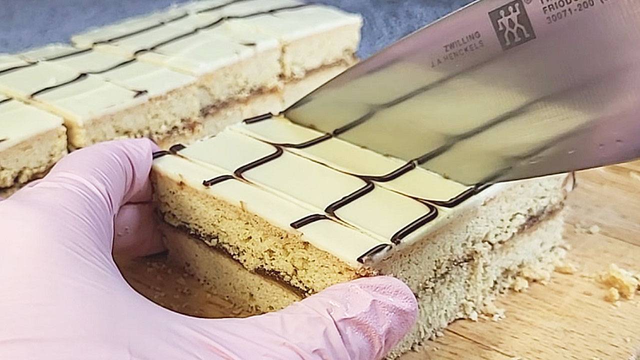 Школьное пирожное с повидлом 🍑 Песочная полоска из СССР! Вкус детства, который нельзя забыть! смотреть онлайн