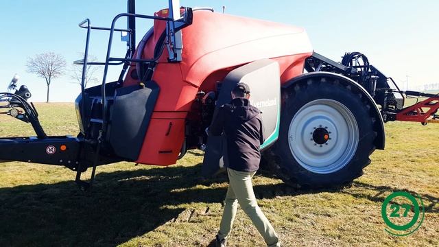 Обзор прицепных опрыскивателей Kverneland iXtrack T за 60 секунд RU/UA смотреть онлайн
