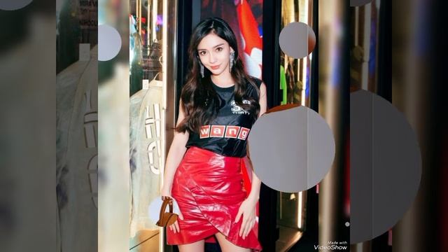 Beautiful young girl in latest leather mini skirt outfit#2024#ideas#crazy#western#fashion#outfit смотреть онлайн