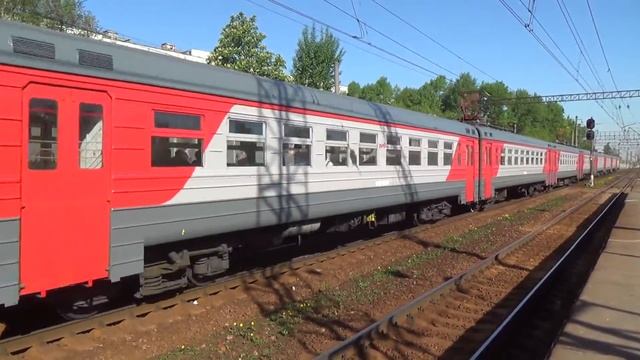 Электропоезд ЭР2К-913 (ЭТ2Р-913/914) смотреть онлайн