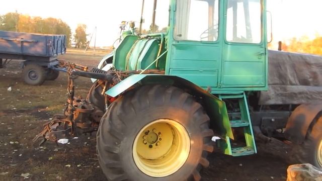 ДТ-75 на колёсах. смотреть онлайн