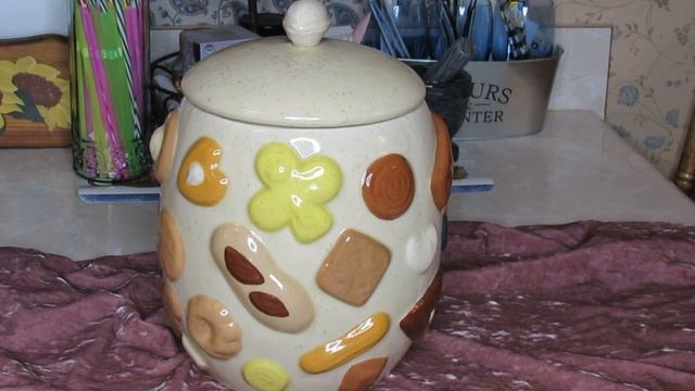 New Feature: Mae Mae's Hobby (Ceramic Cookie Jar) смотреть онлайн