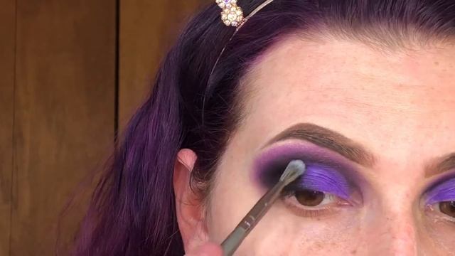 Anastasia Beverly Hills x Alyssa Edwards- Palette Bingo- Dark Glam смотреть онлайн