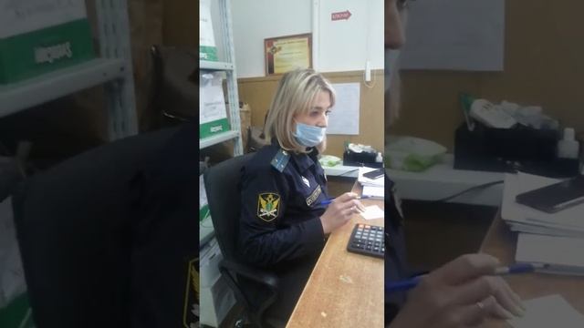 беспредел череповецких приставов как бандиты просто отжимают машину, хотя сам приехал заплатить смотреть онлайн